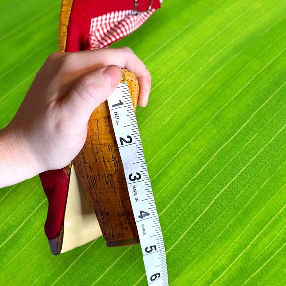 Tribeca by Kenneth Cole Red Cork and Gingham Slingback Heels Size 8.5 - Picture 8 of 9